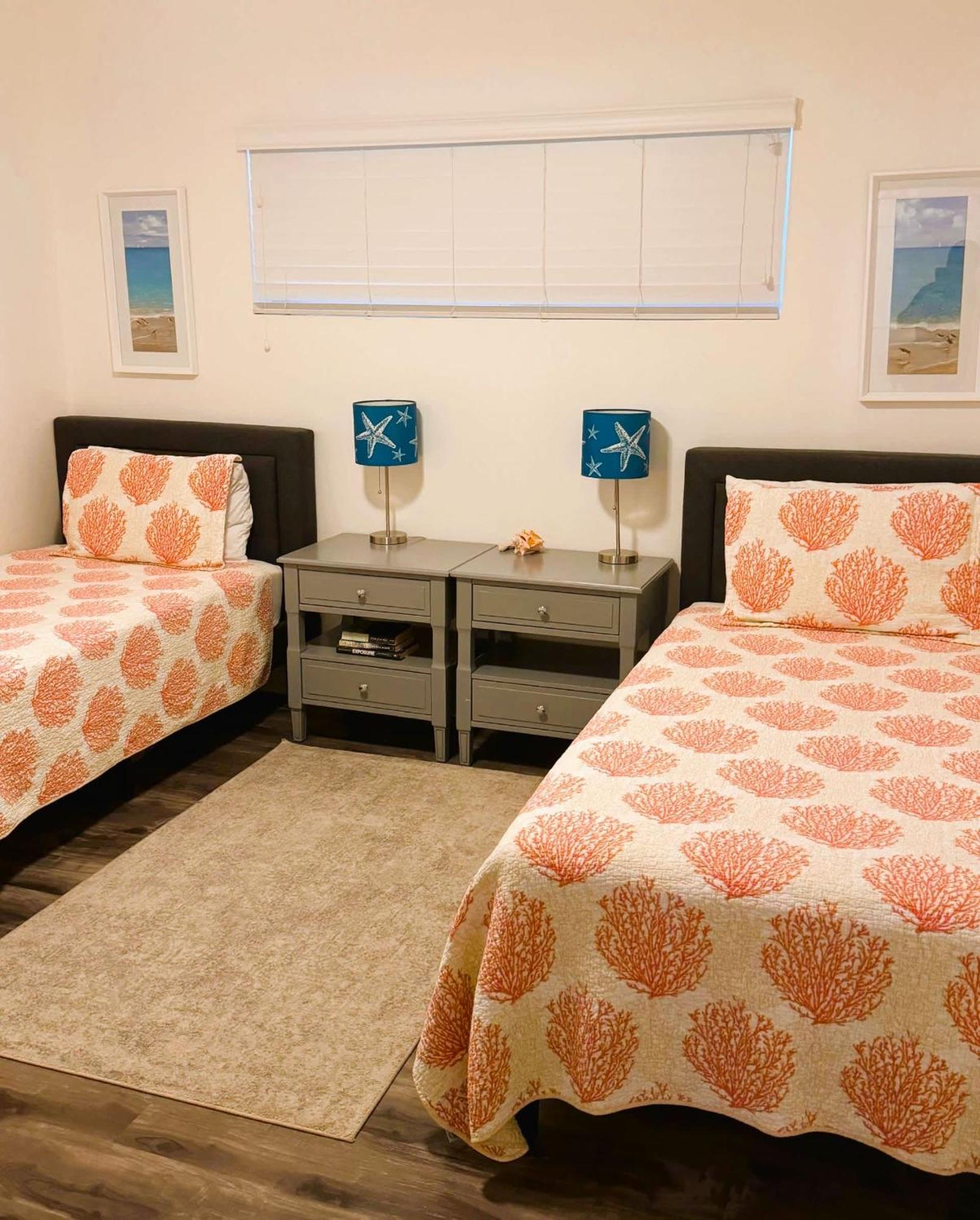 Beach Living At Plantation Village Blgs جورج تاون المظهر الخارجي الصورة